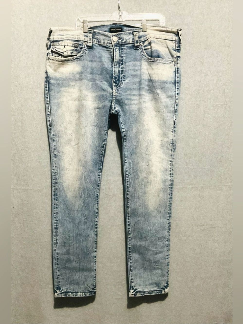 True Religion Rocco Relaxed Skinny Jeans Size 40 Light Acid Wash Denim